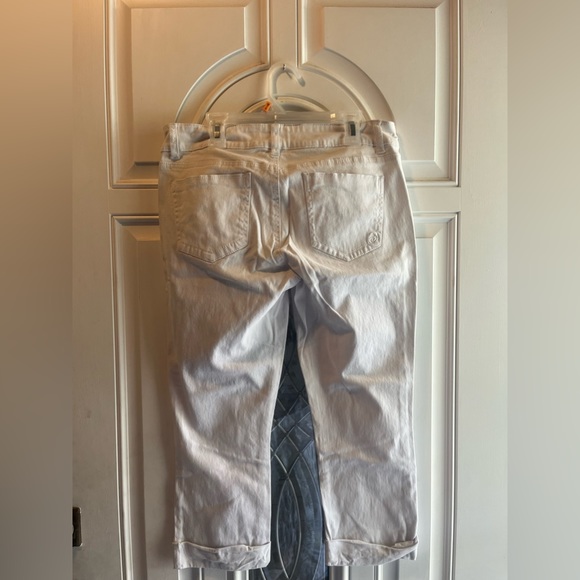 Indigo Rein white cropped capri jeans - Picture 2 of 3